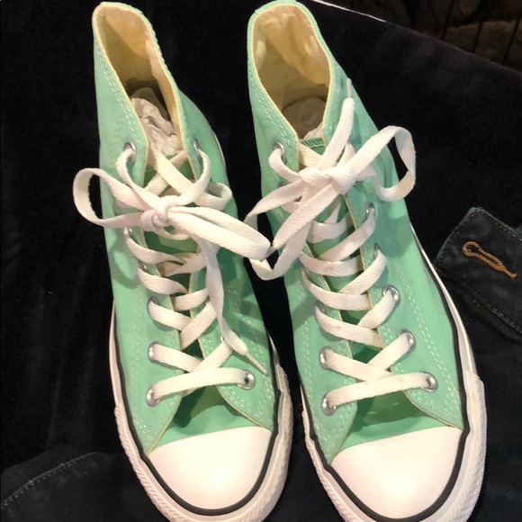 Converse Shoes - 🚫🚫SOLD🚫🚫 NWOT HIGH TOP MINT GREEN HIGH TOP CONVERSE🔥🔥